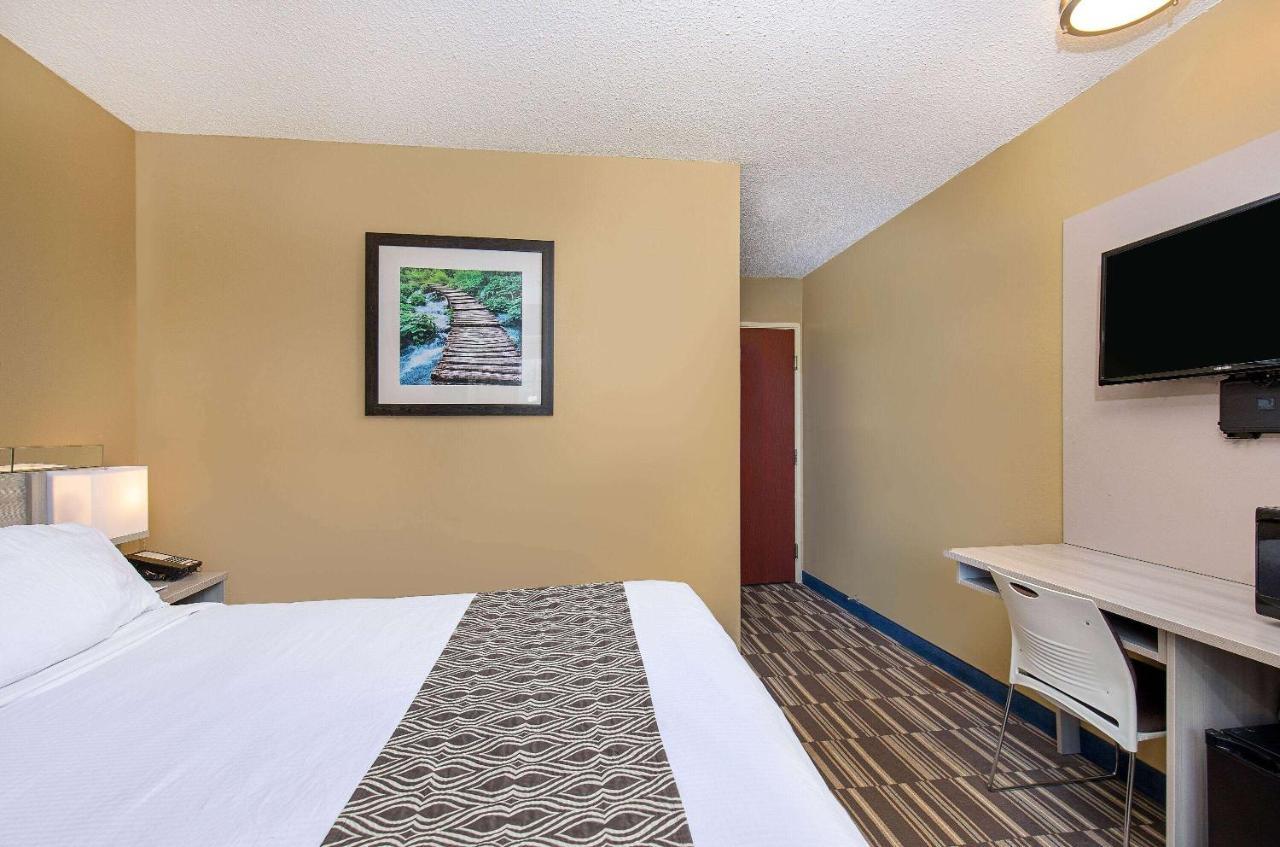 Microtel Inn & Suites By Wyndham Dry Ridge Eksteriør billede